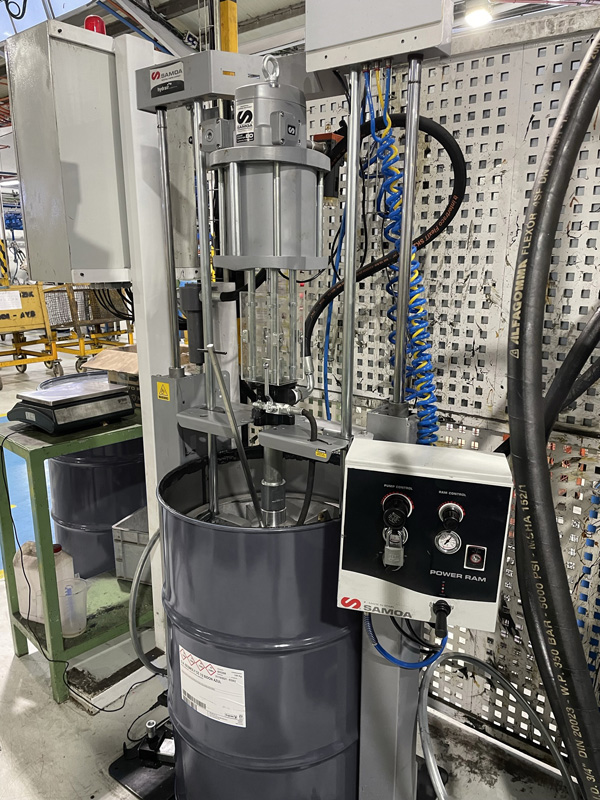 sistema de bombeo neumático industrial para fluidos de alta viscosidad.