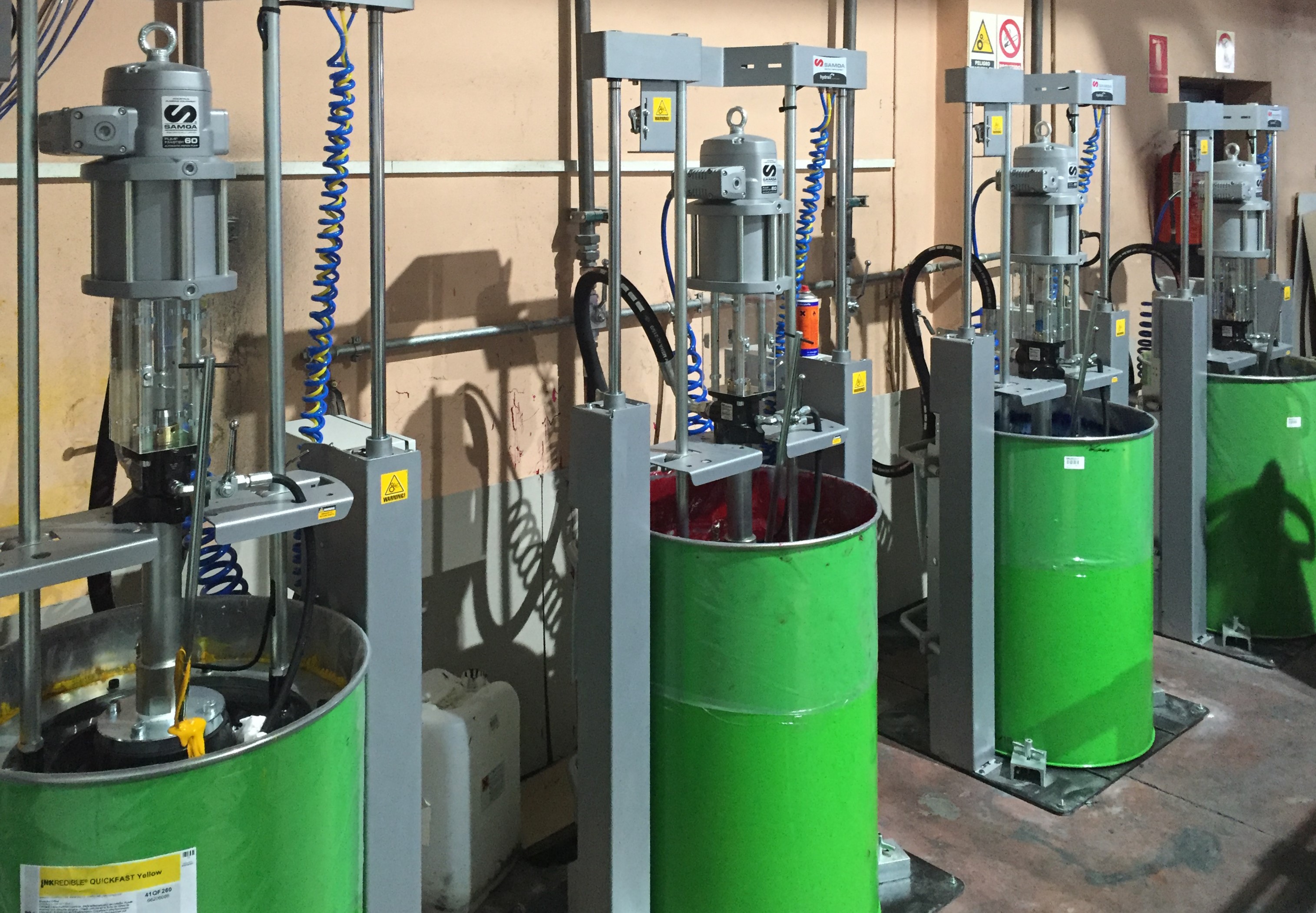 Samoa piston pumps pumping ink